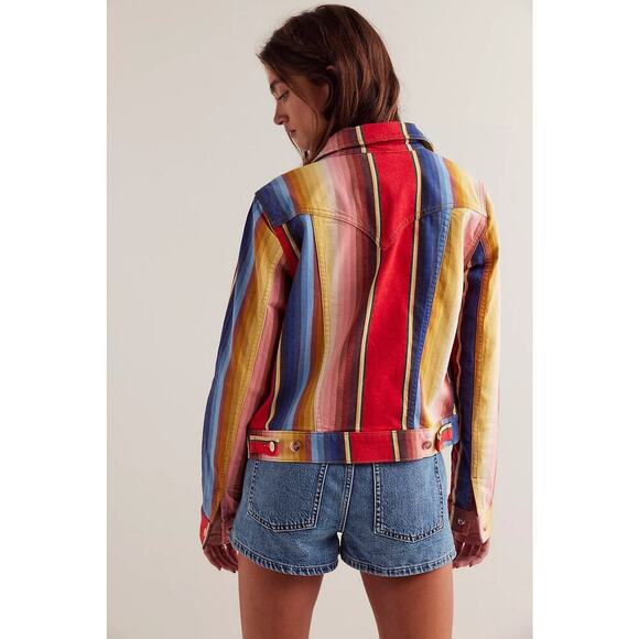 Wrangler x Lainey Wilson Rodeo Trucker Jacket - Picture 2 of 8